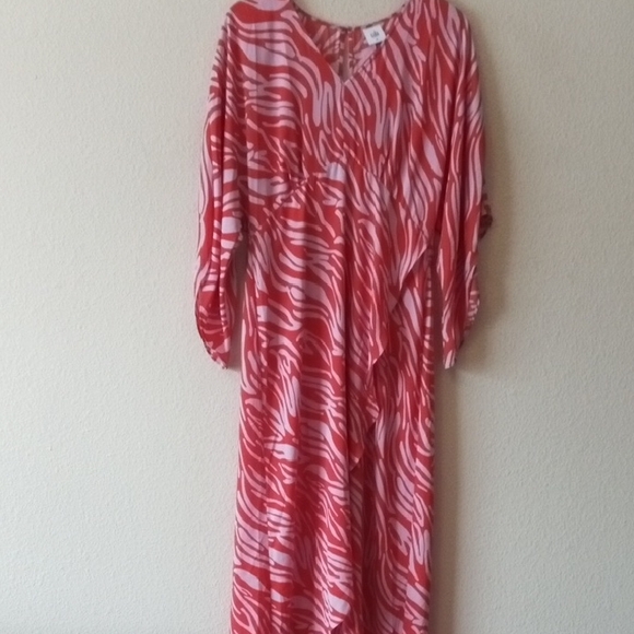 Cabi Dress - Picture 2 of 7